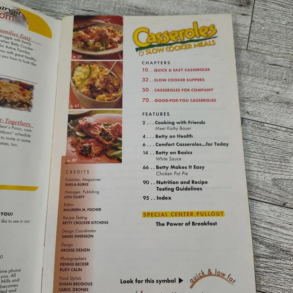 Casseroles and Slow Cooker Meals Cookbook‎ 2002 Booklet Betty Crocker Recipes